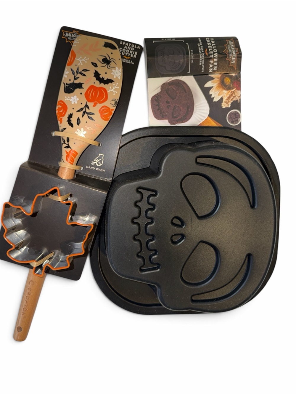 Halloween Skull Cake Pan & Spatula and leaf cookie cutter Set - Orange/Black